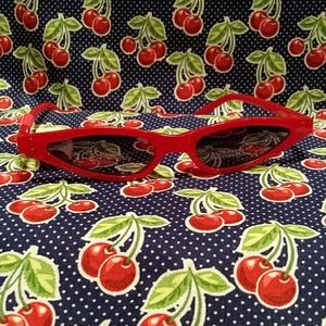 Sexy Red Extreem Cat Eye Pin Up Retro Sunglasses